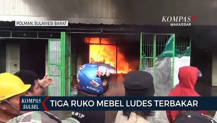 Tiga Ruko Mebel Ludes Terbakar