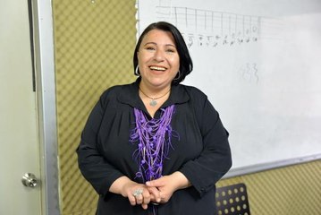 27 yıl süren psikolojik şiddetin etkisinden müzikle kurtuldu