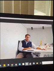 الرئيس التنفيذي لشركة كبري يفصل 900 موظف خلال مكالمة زووم