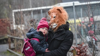 Action à Faulx-Les-Tombes de parents d'écoliers contre le port du masque dès 6 ans