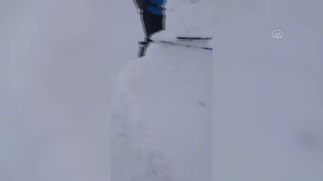 Uludağ'da iki arkadaşıyla 14 saat mahsur kalan amatör dağcı yaşadıklarını anlattı