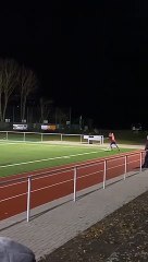 Kopfballtor nach einer Ecke