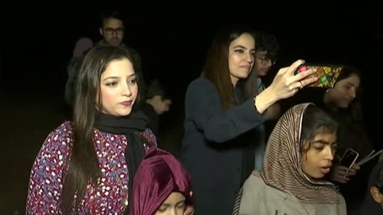 Las playas de Pakistán se llenan de tortugas marinas a medida que comienza la temporada de reproducción