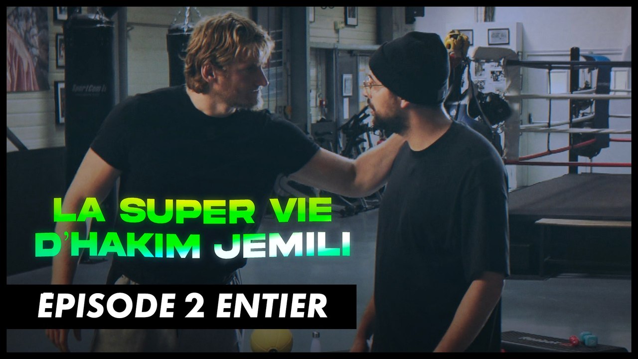 Super coach (ft Ragnar Le Breton) - La super vie d'Hakim - CANAL+