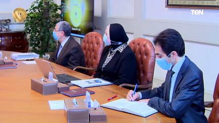 "لاستعراض المشروعات الاستراتيجية".. الرئيس عبد الفتاح السيسي يجتمع برئيس مجلس الوزراء ووزير الكهرباء