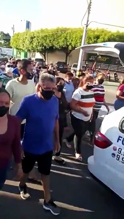 Jovem de Cajazeiras que morreu em Campina Grande é sepultada sob forte comoção e tristeza