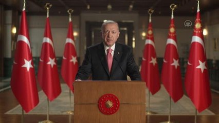 Télécharger la video: Cumhurbaşkanı Erdoğan, eski Portekiz Cumhurbaşkanı Sampaio'yu anma törenine video mesaj gönderdi