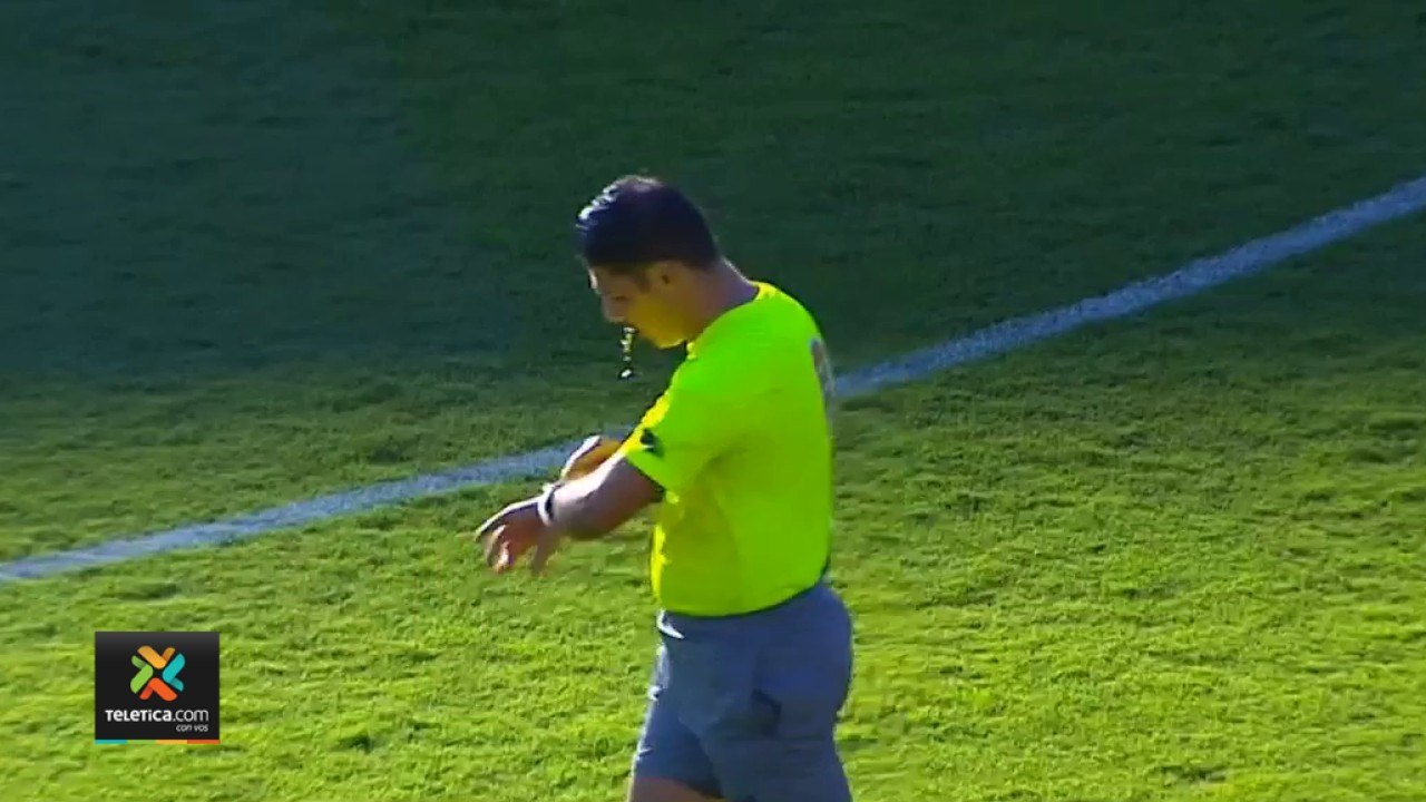 b td7-Análisis: árbitros de semifinales no pasaron la prueba en las semifinales-061221