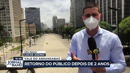 Aos poucos, o centro da maior cidade do país vai passando por mudanças que trocam o corre-corre por lazer. Primeiro, foi a avenida Paulista. Agora, o Vale do Anhangabaú.