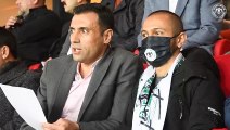 Konyaspor Başkanı, engelli taraftara tribünde maç anlattı