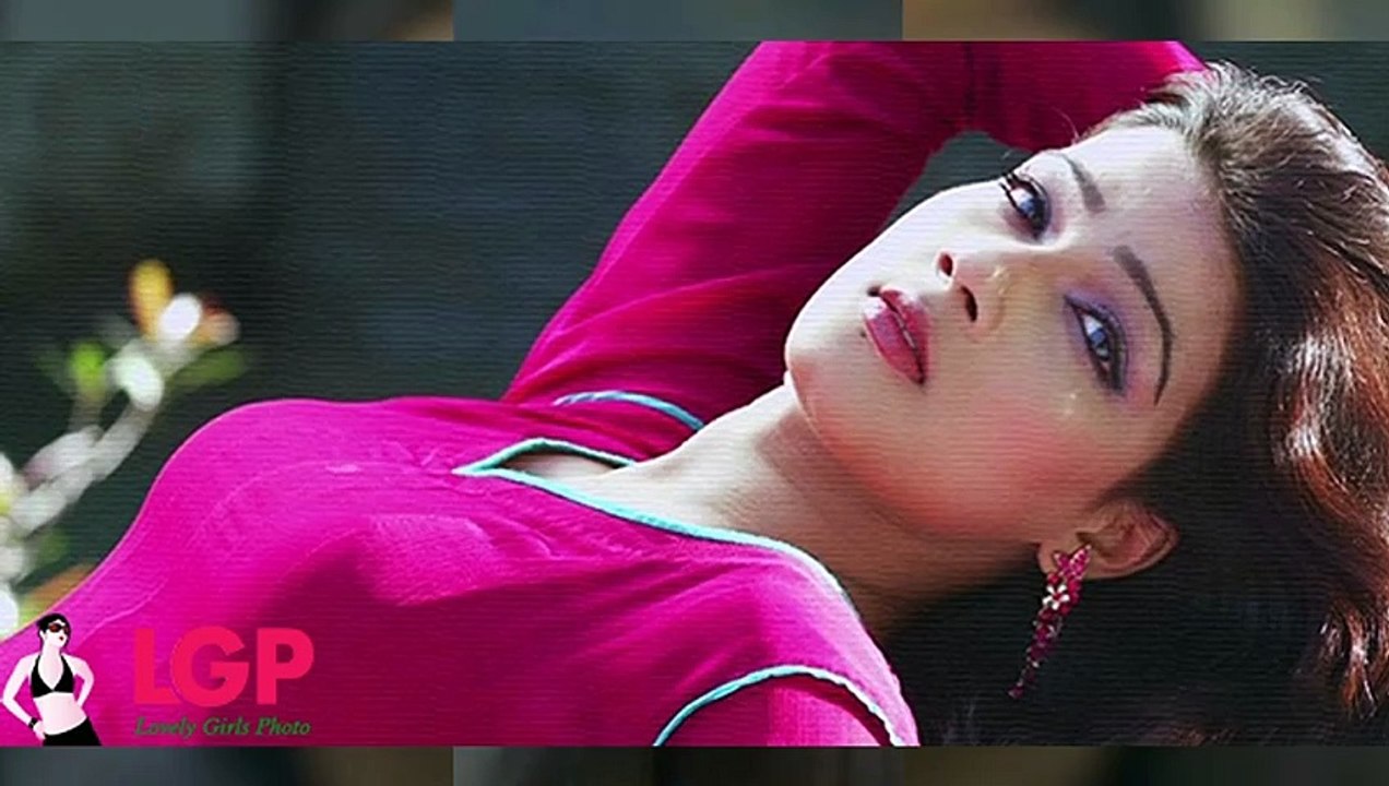 Live-এ এসে মুরাদ হাসান (Murad Hasan) ইস্যুতে যা বললেন চিত্র নায়িকা মাহিয়া মাহি (Actress  Mahiya Mahi) নায়িকা মাহির বিরুদ্ধে কুরুচুপূর্ণ কথা বলেছিলে মুরাদ হাসান ।