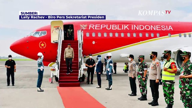 Pemandangan Gunung Semeru dari Helikopter Super Puma yang Ditumpangi Rombongan Presiden