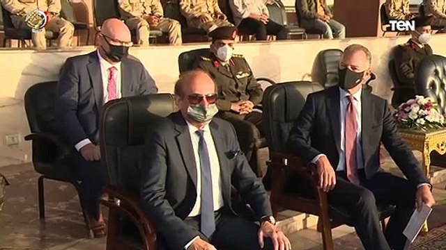 مصر تستقبل عدد من العيادات الطبية المتنقلة الخاصة بفيروس كورونا كأهداء من أمريكا