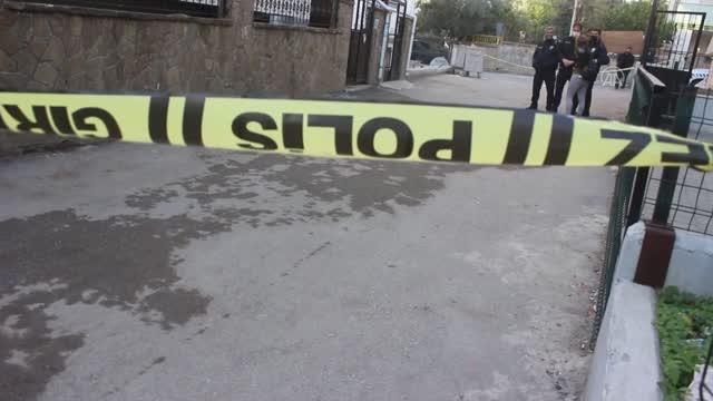 Son dakika haber... Bıçaklı saldırıda yaralanan kişi hastaneye kaldırıldı