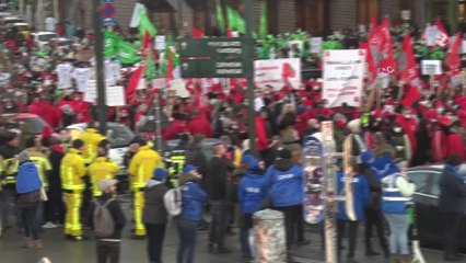 Manif du personnel soignant à Bruxelles pour s'opposer à la vaccination obligatoire