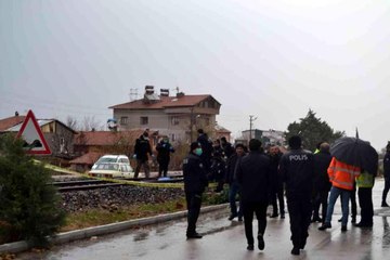 Tren kazasının altından 'Anne şefkati' çıktı