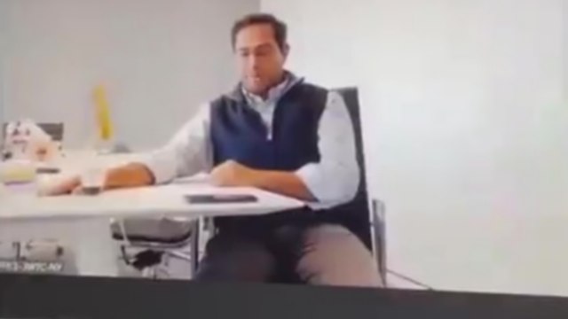 Un patron licencie 900 employés sur Zoom