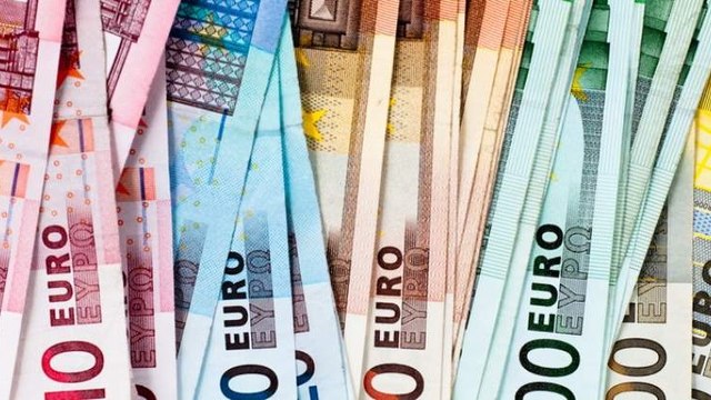 Hace 20 años que los billetes y monedas de euro pasaron a tener curso legal en la Unión Europea