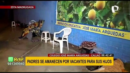 Callao: padres de familia se amanecen en colegio para conseguir vacantes