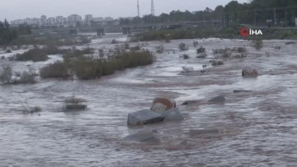 Antalya Büyükşehir Belediye Başkanı Böcek: "130 kilogram yağış düştü, lodosun da hızı 130 kilometreye çıktı"