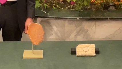 La tabla de Gilgamesh, una pieza de 3.500 años robada en 1991, vuelve a Irak