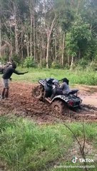 Le quad c'est dangereux...