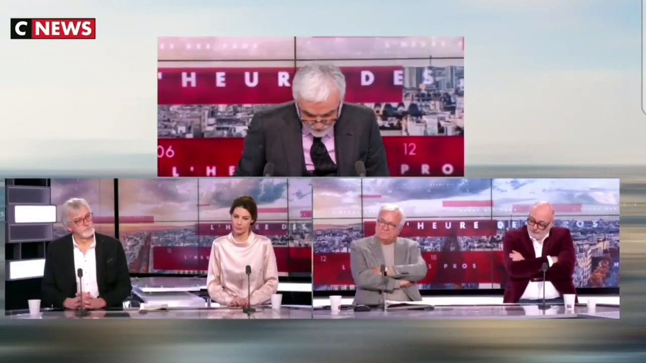 Christian Velot généticien moléculaire sur la vaccination et le variant Omicron- Cnews P Praud