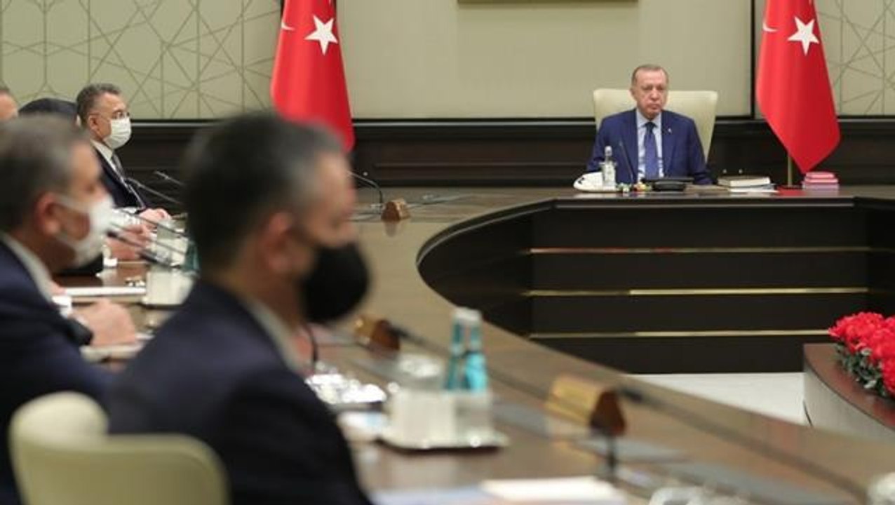 Gözler yarın bir ilkle toplanacak olan Kabine'de! Ana gündem maddesi ekonomi olacak