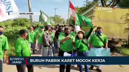 Buruh Pabrik Karet Mogok Kerja