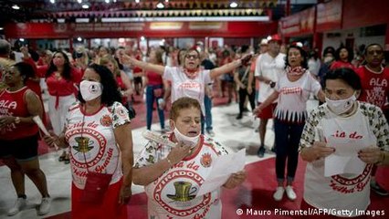 Tourists and rythm return to Rio as city readies for carnival