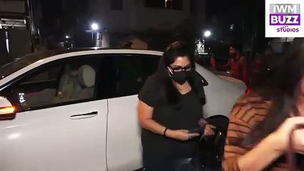 Alaya F Spotted At Miju Bandra For Dinner