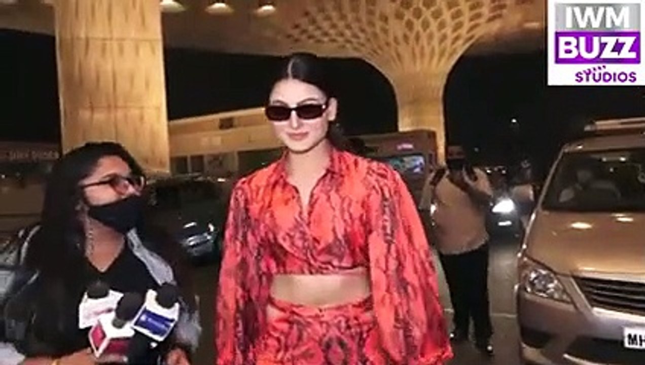 Urvashi Rautela heads to Isreal to judge Miss Universe 2021