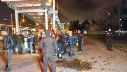 Aracın metro alt geçidi merdivenlerine düşmesi sonucu bir kişi öldü