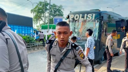 Truk Tabrak BUS SPN Polda Jambi, 1 Siswa Tewas dan 9 Luka Luka