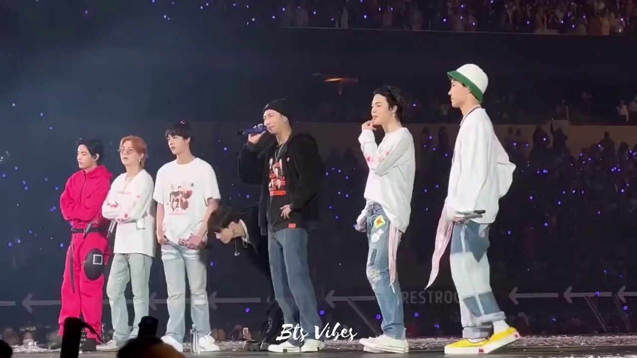 Taehyung V Squid Game Outfit Ment 211201 BTS Concert in LA