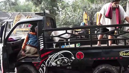 Lahar Dingin Mulai Banjiri Perkampungan Warga di Semeru