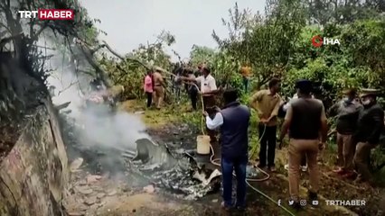 Hindistan Genelkurmay Başkanını taşıyan helikopter düştü