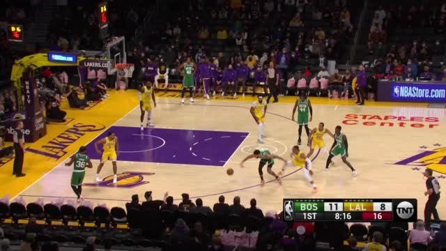 James stars as Lakers down Celtics