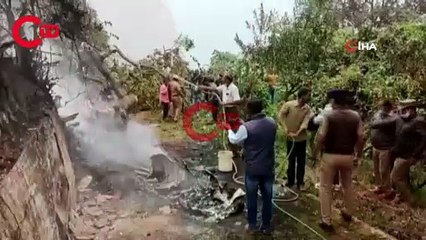 Hindistan Genelkurmay Başkanını taşıyan helikopter düştü