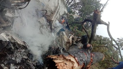 Bipin Rawat: Stretcher made with sheets to save injured