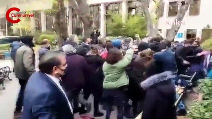 Ankara Üniversitesi'nde olaylı 'ekonomik kriz' forumu