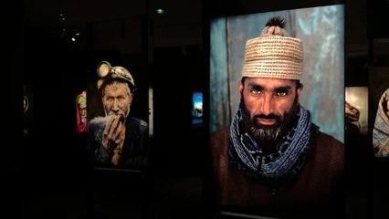 Steve McCurry, cuarenta años retratando los rostros de la guerra