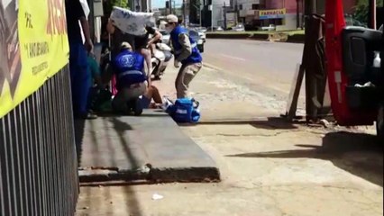 Homem fica ferido ao sofrer queda de mesmo nível no Universitário