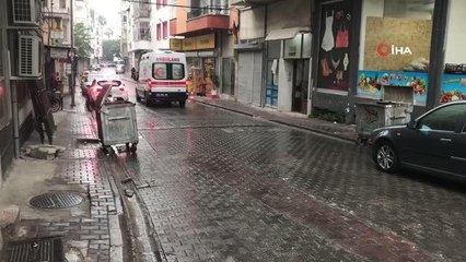 Son dakika haber | Mersin'de bir kişinin yaralandığı silahlı kavga kamerada