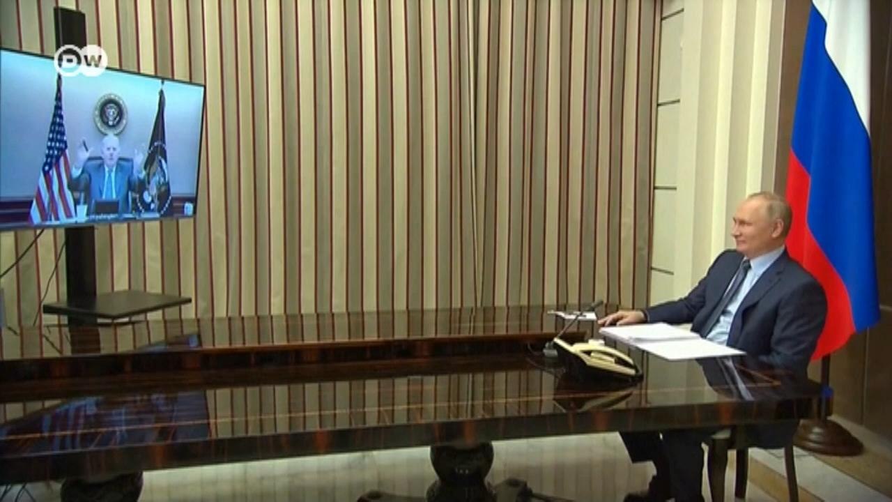 Западные эксперты об итогах переговоров Байдена...