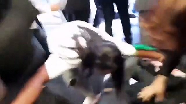 Manifestantes antivax tentam invadir Assembleia Legislativa do Estado do Rio de Janeiro