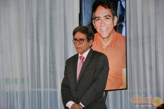 Ex-reitor da UFCG diz que, se for candidato em 2022, vai se filiar a um partido conservador