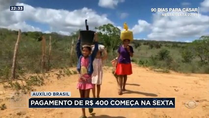 O Congresso aprovou hoje parte da proposta que abre espaço no orçamento para o Auxílio Brasil de 400 reais. O benefício com o novo valor começa a ser depositado na próxima sexta-feira.