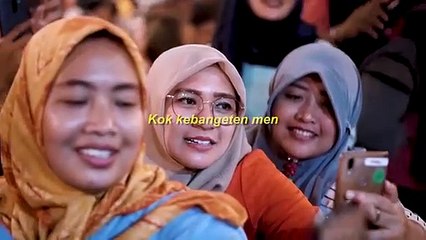 KARTONYONO MEDOT JANJI - DENNY CAKNAN (LIRIK) LIVE AKUSTIK COVER BY NABILA MAHARANI FT TRISUAKA