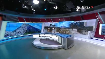 Kepulan Asap Putih di Puncak Gunung Semeru Kembali Terlihat Pagi Hari Ini, Kamis, 9 Desember 2021